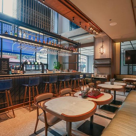 Four Points By Sheraton Bangkok, Sukhumvit 22 Экстерьер фото
