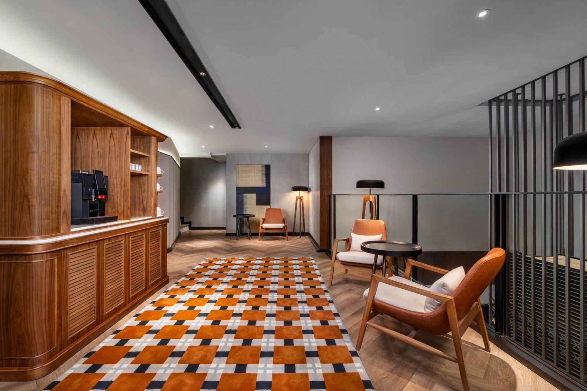 Four Points By Sheraton Bangkok, Sukhumvit 22 Экстерьер фото